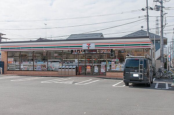 画像17:セブンイレブン 相模原共和4丁目店（69m）