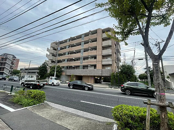 隣家の土地はど...