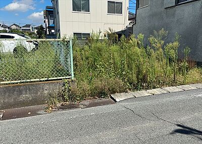 外観：販売されている全ての土地が、宅地用の土地であるとは限りません。都市計画法に基づき、基本的に住宅を建てることができるのは土地計画区であることに加え、市街化区域として定められている地域のみとなっています。