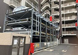 マンションの駐輪場は、事前に空きがあるか確認を取ると安心です。せっかく入居したのに駐輪スペースがない！なんてことになったら大変ですよね。そこで、内見時や購入前にはまず事前に確認しておくと良いでしょう。