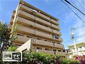 スカール新居浜 202 ｜ 愛媛県新居浜市政枝町1丁目（賃貸マンション3LDK・2階・66.34㎡） その1