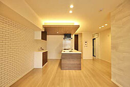 ヴィステリオ　プレミア 303号室 3階3LDKのリビング/ダイニング