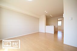 エスポワール鷹子 203号室 2階2LDKのリビング/ダイニング