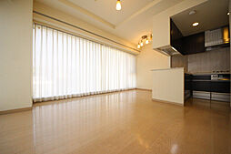 シティタワー松山 607号室 6階3LDKのリビング/ダイニング