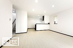 Chouette III 3号室 1階3LDKのリビング/ダイニング