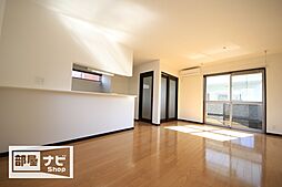 フェリシエ道後Ｂ B号室 1階3LDKのリビング/ダイニング