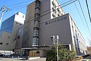 松山市役所(役所)まで700m