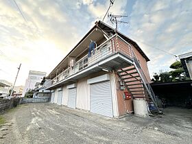 里上アパート 2 ｜ 和歌山県御坊市湯川町財部740-2（賃貸アパート2K・1階・37.10㎡） その1