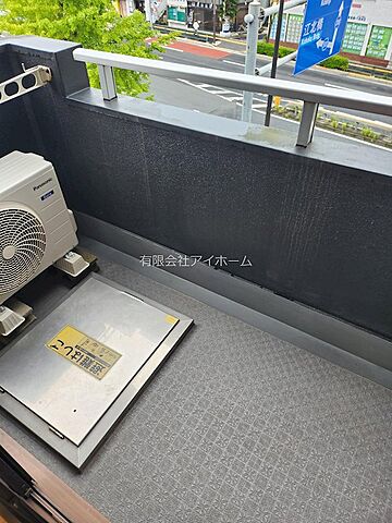 バルコニー