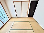 【CGイメージで家具を消去してあります】お子様の遊び場やお昼寝にも使えてあると便利な和室