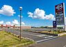 周辺：ベイシア成田芝山店 徒歩12分。 940m