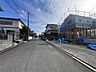 その他：見通しの良い道路で車の運転も安心です。