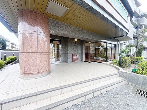 エントランスを拡大表示
