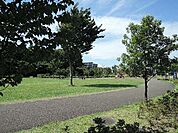 公園「玄海田公園まで680m」