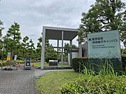 大学「私立慶應義塾大学湘南藤沢キャンパスまで3170m」