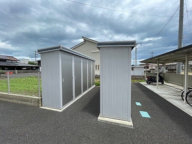 その他