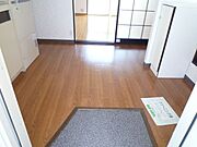 玄関まわりもすっきり、帰るのが楽しみになりそうです。