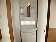 お部屋に入る前に…。