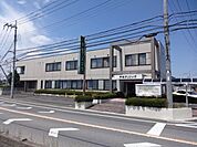 病院「平松クリニックまで580m」