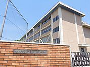 小学校「市立豊郷南小学校まで910m」