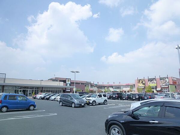 画像25:ショッピング施設「ウニクス高崎まで1900m」