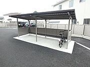 駐輪場あります。