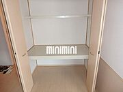 収納が豊富で生活感が隠せます。