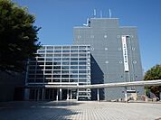 役所「南足柄市役所まで392m」