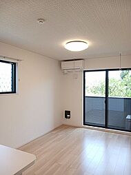 アムール 1階1LDKのリビング/ダイニング