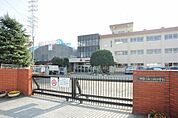中学校「小田原市立城北中学校まで393m」