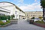 中学校「小田原市立城山中学校まで1252m」
