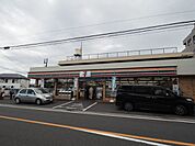 コンビニ「セブンイレブンまで430m」