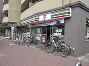 セブンイレブン 板橋小竹向原駅前店（393m）