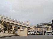 日和田小学校　徒歩約19分（1558ｍ）