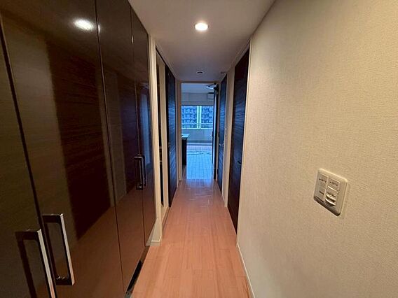 【廊下】