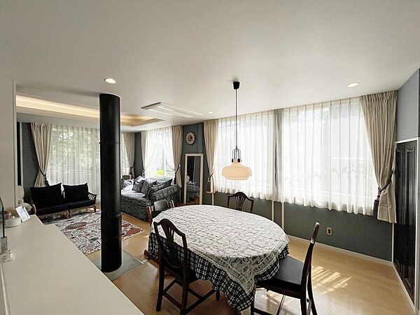 リビング/ダイニング