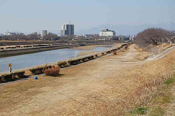 画像24:【公園】海蔵川緑地まで556ｍ