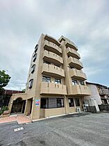 久保田レジデンス 2B ｜ 三重県四日市市久保田2丁目12-19（賃貸マンション2LDK・2階・59.40㎡） その1