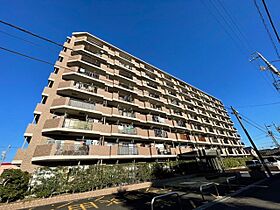 ベルカーサ富洲原 207 ｜ 三重県三重郡川越町大字豊田327-1（賃貸マンション3LDK・2階・75.28㎡） その1