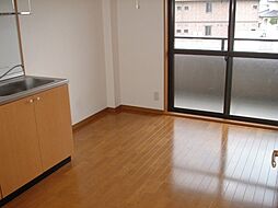 ロザージュ2 1階2DKのリビング/ダイニング