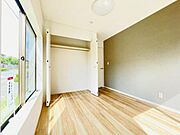【1階洋室】収納付き
