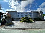 原町第一中学校　500ｍ/徒歩7分