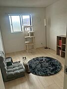 2階には洋室が3部屋ございます