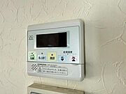 生活時間の違う家族には便利な追い焚き機能付きです。
