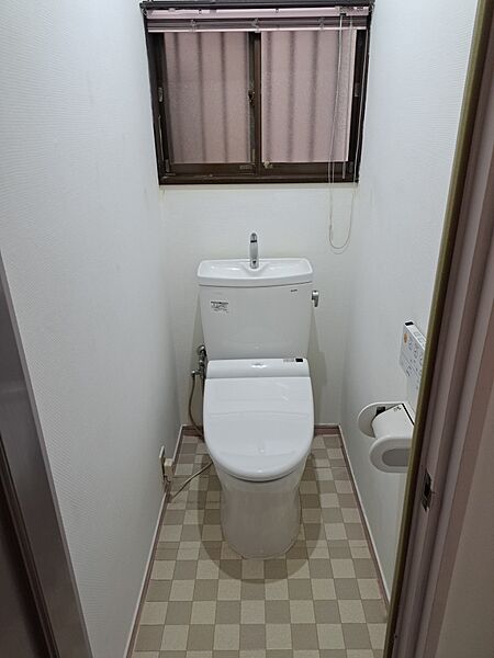 トイレを拡大表示
