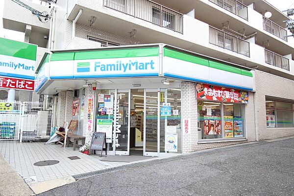 画像20:ファミリーマート　一社駅北店