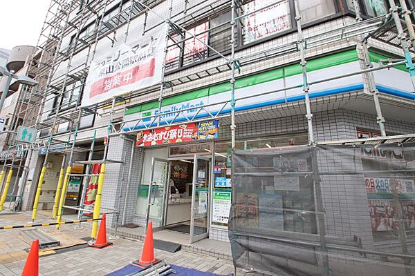画像7:ファミリーマート　東山公園駅前店