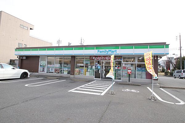 画像21:ファミリーマート　名東牧の原店
