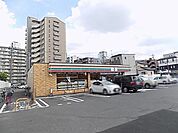 コンビニ「セブンイレブンまで360m」