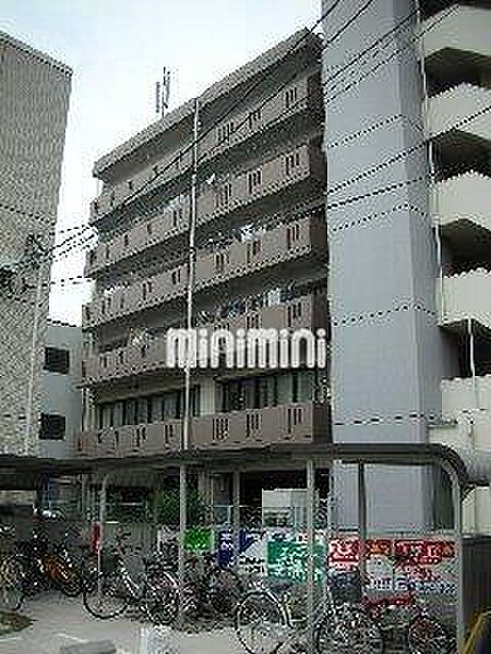 画像3:岩塚駅徒歩1分のマンションです。